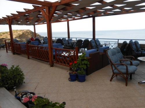 Sea View Apartments Cafe And Cocktail Bar