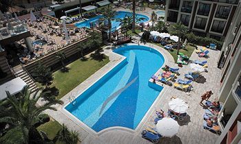 Apartamentos Piril