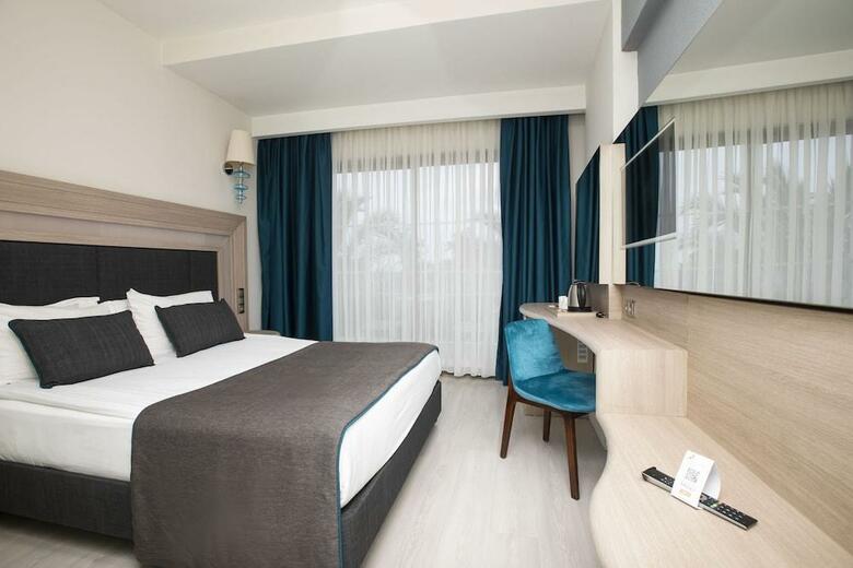 Club Hotel Falcon