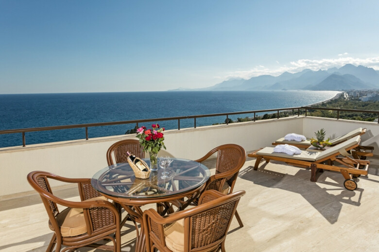 Hotel Ozkaymak Falez