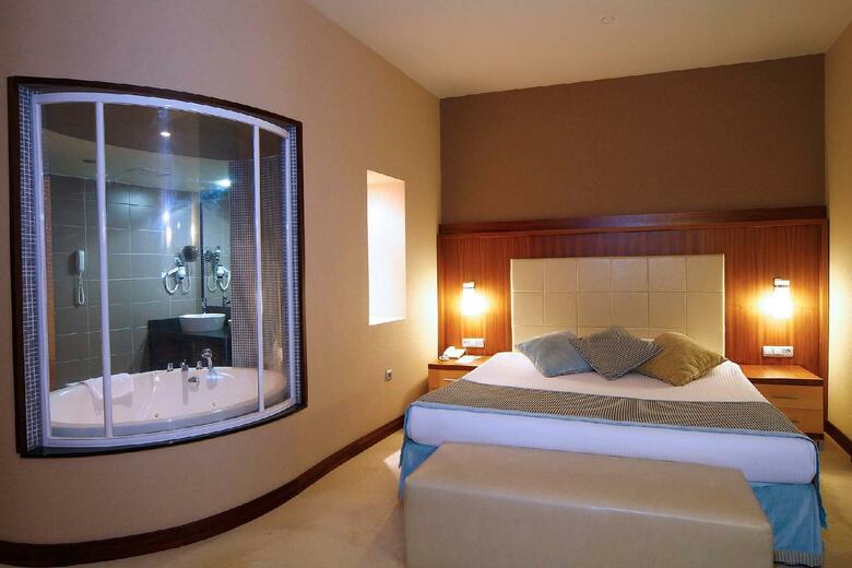 Hotel Royal Wings
