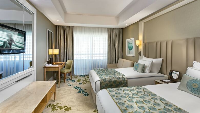 Titanic Beach & Resort De Luxe Hotel