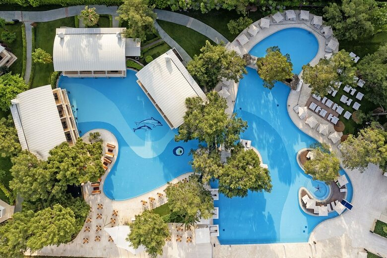Titanic Beach & Resort De Luxe Hotel