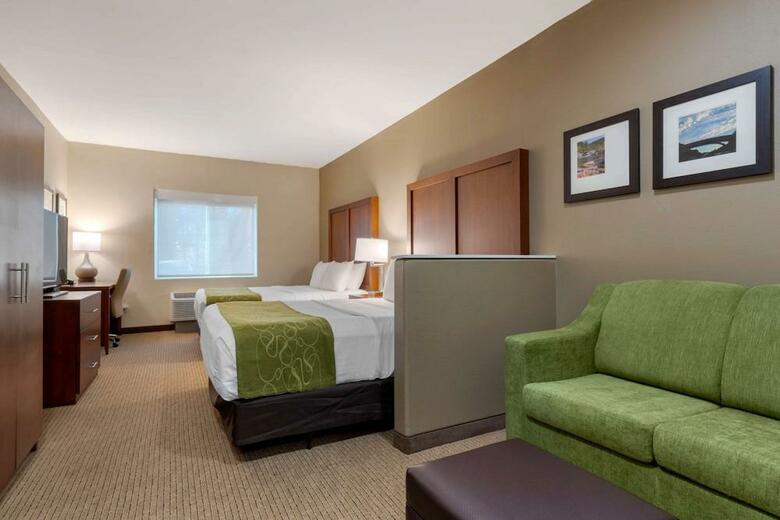 Hotel Comfort Suites