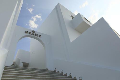 Hotel Theasis Luxury Suites