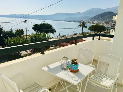 Liofoto Sea View Apartments