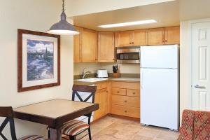 Hotel Resort At Canmore Banff