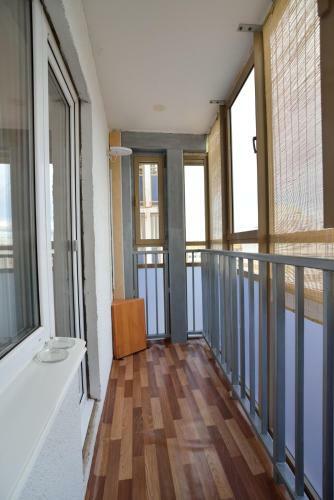 Apartment On Bratyev Kashirinykh 115