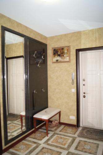 Apartment On Oboronnaya 29