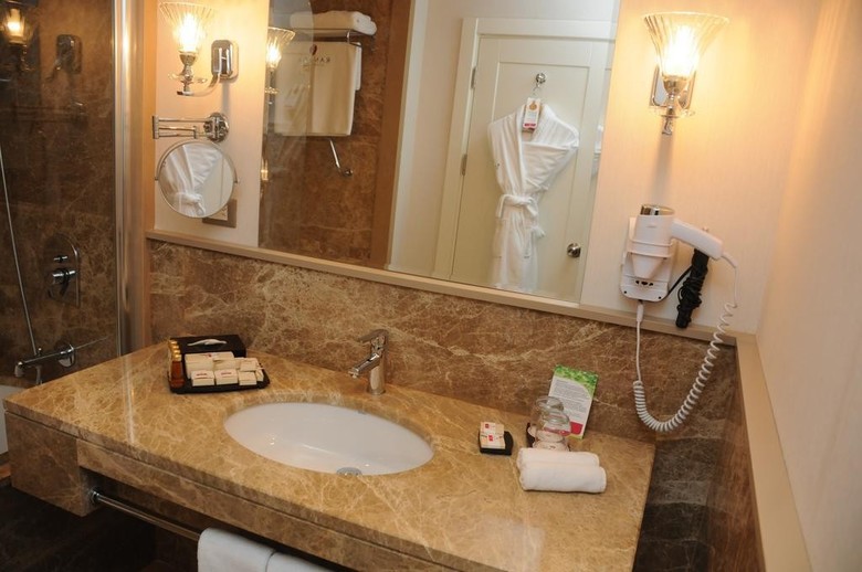 Hotel Ramada By Wyndham Istanbul Asia