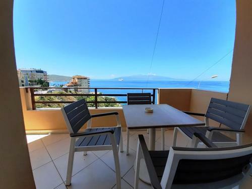 Del Mar Sea View Apartment