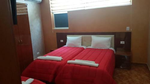 Hotel Kompleksi Gjoni