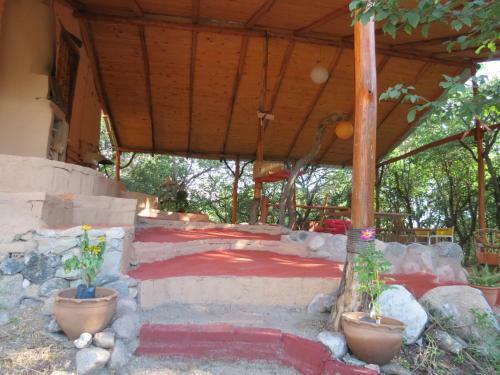 Apartamento Balaramapuri Eco Veggie Hostel