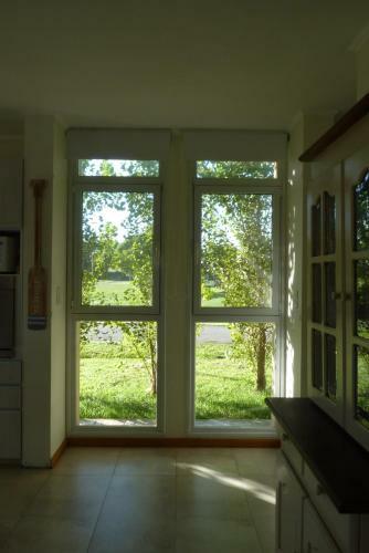 Casa En Club De Campo. Parque Y Pileta.