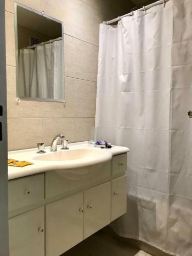 Hermoso Y C�lido Apartamento Totalmente Amoblado