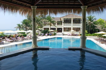 Hotel Allezboo Beach Resort & Spa