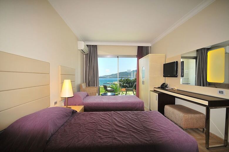 Hotel Blue Bay Platinum