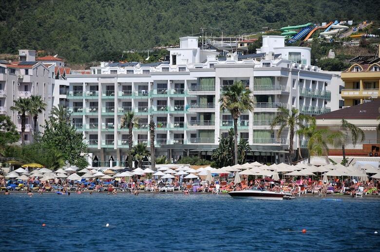 Hotel Blue Bay Platinum