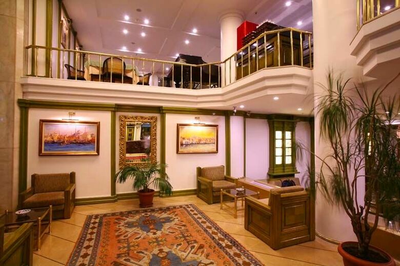Istanbul Royal Hotel