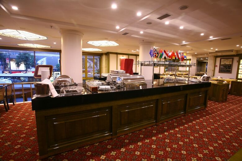 Istanbul Royal Hotel