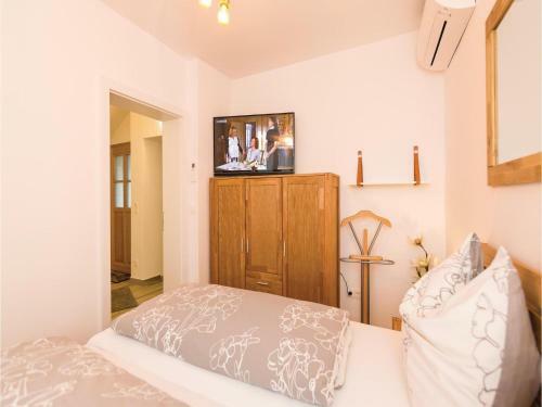 One-bedroom Holiday Home In Eisenberg