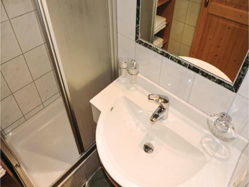 Three-bedroom Apartment In Grossarl
