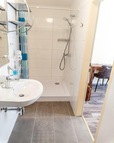Hostal Pension Zum Meridianstein