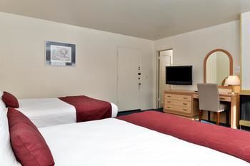 Hotel Svendsgaard`s Danish Lodge-americas Best Value Inn