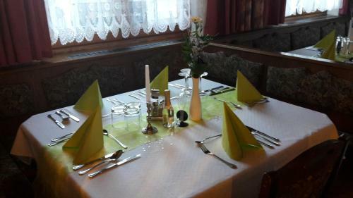 Posada Gasthof Pension Traube