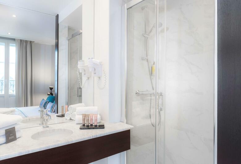 Exclusive Hotel Montfleuri Arc De Triomphe