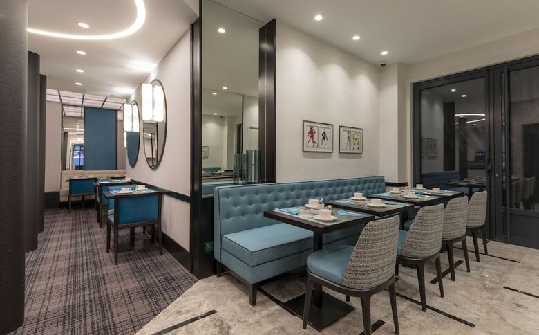 Exclusive Hotel Montfleuri Arc De Triomphe