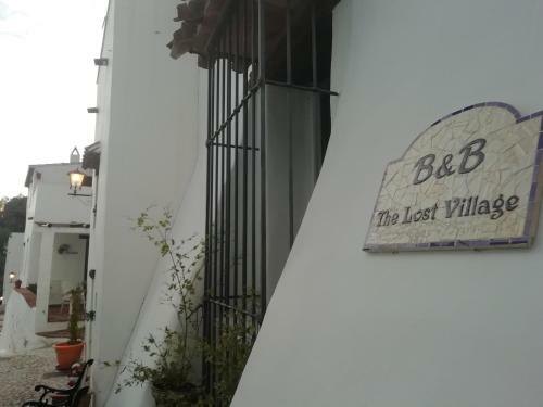 B&B The Lost Village El Acebuchal