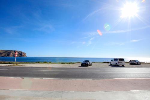 Beachfront Prime Holidays Apartment Bah�a Dej�vea