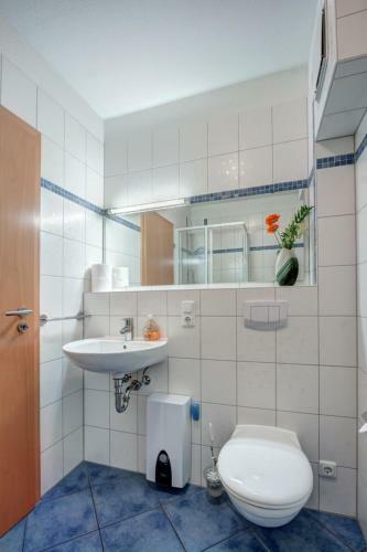 Apartamento Ferienwohnung �ckeritz - Am Sportplatz 7
