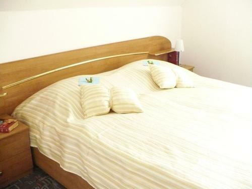 Cozy Apartment In Walkendorf With Garden