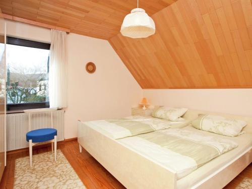 Cozy Holiday Home In Wallenborn With Garden