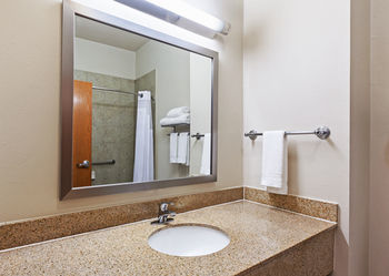 Holiday Inn Express Hotel & Suites Pharr