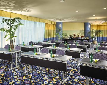 Hotel Doubletree By Hilton San Diego