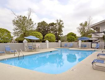 Hotel Days Inn Savannah Airport