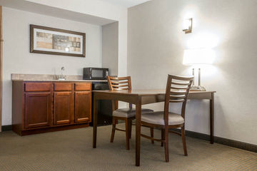 Hotel Comfort Suites South Burlington