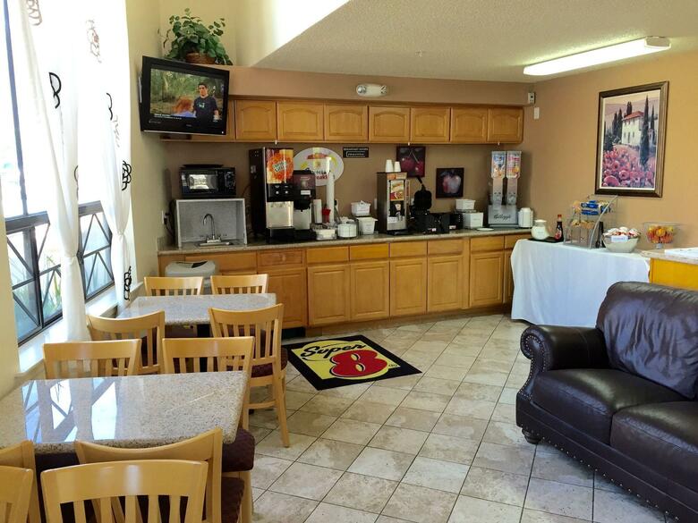 Hotel Super 8 San Luis Obispo
