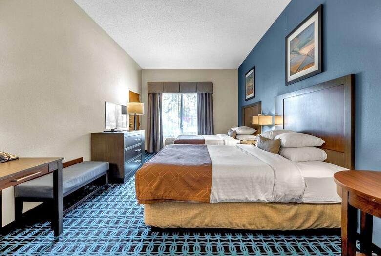 Hotel Wingate By Wyndham Schaumburg / Convention Center