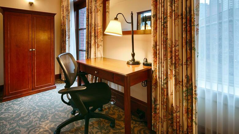 Best Western Plus Pioneer Square Hotel