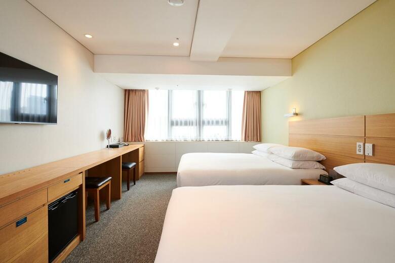 Nine Tree Hotel Myeongdong
