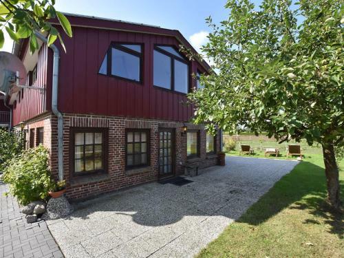 Charming Apartment In Pugholz Near Sea