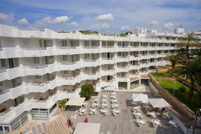 Hotel Fergus Style Cala Blanca Suites