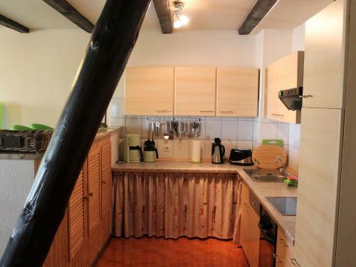 Zum T�nzelnden Pony Gro�