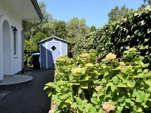 Spacious Apartment In Graal-muritz Germany With Balcony