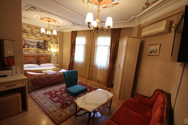 Tashkonak Hotel