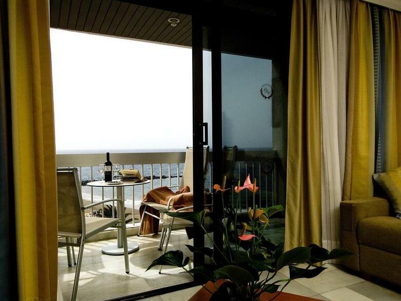 Apartamentos Palm Beach Tenerife